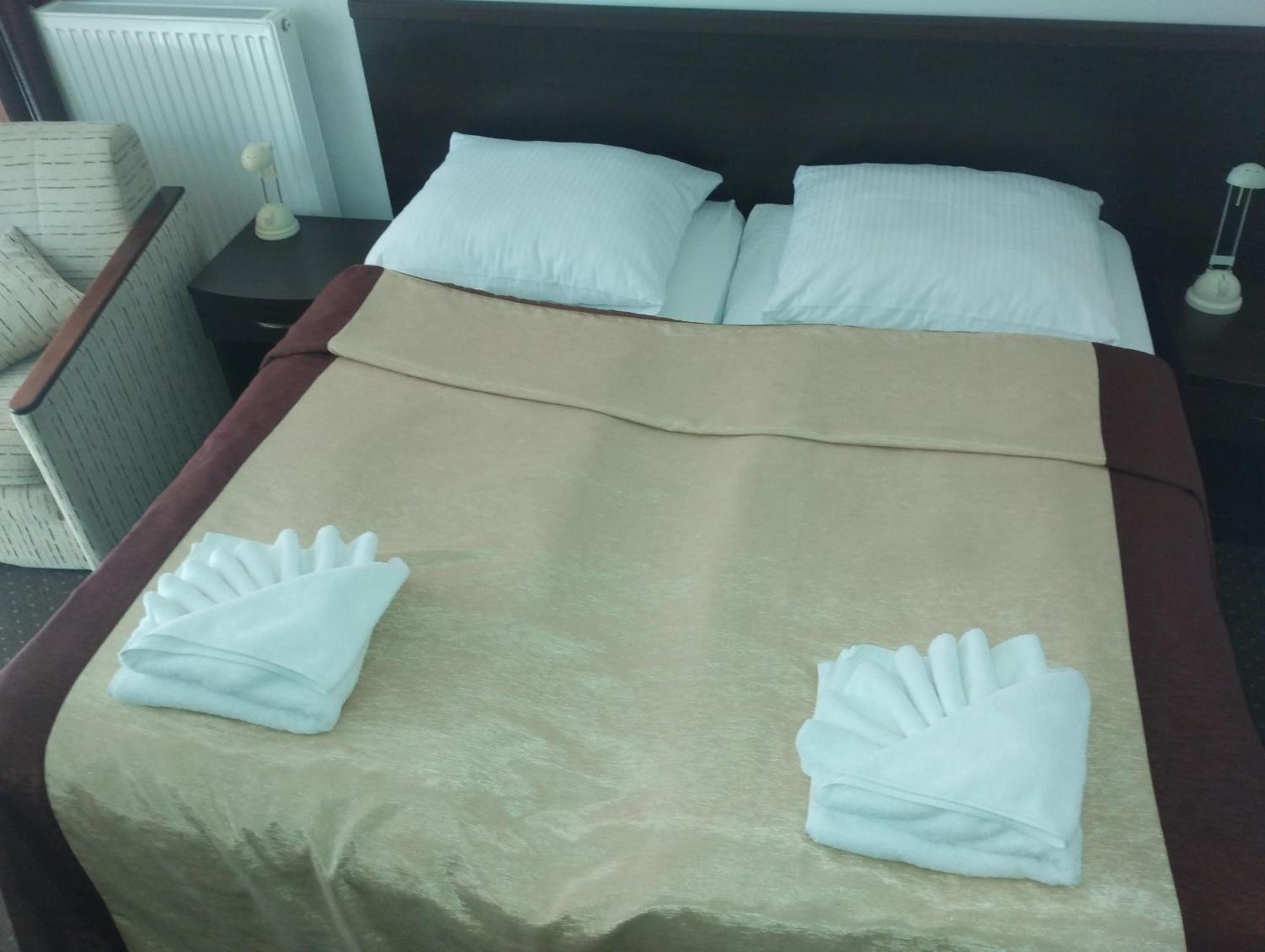 Pensjonat Boss z Restauracją 50 metrów od Morza! Dziwnów Zewnętrze zdjęcie